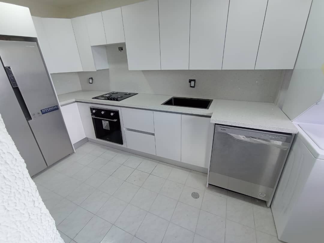 Cocina empotrada en PVC Caracas